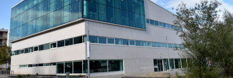 Façade de la médiathèque Jules Verne à Vandoeuvre-lès-Nancy